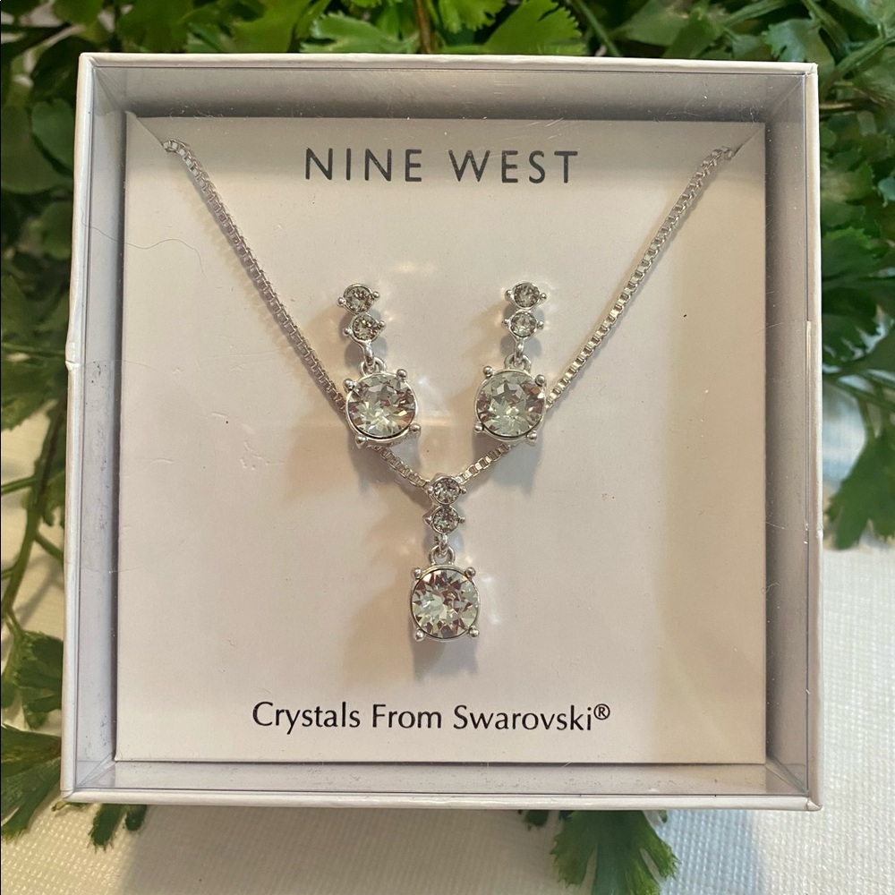 NINE WEST Swarovski crystal necklace set